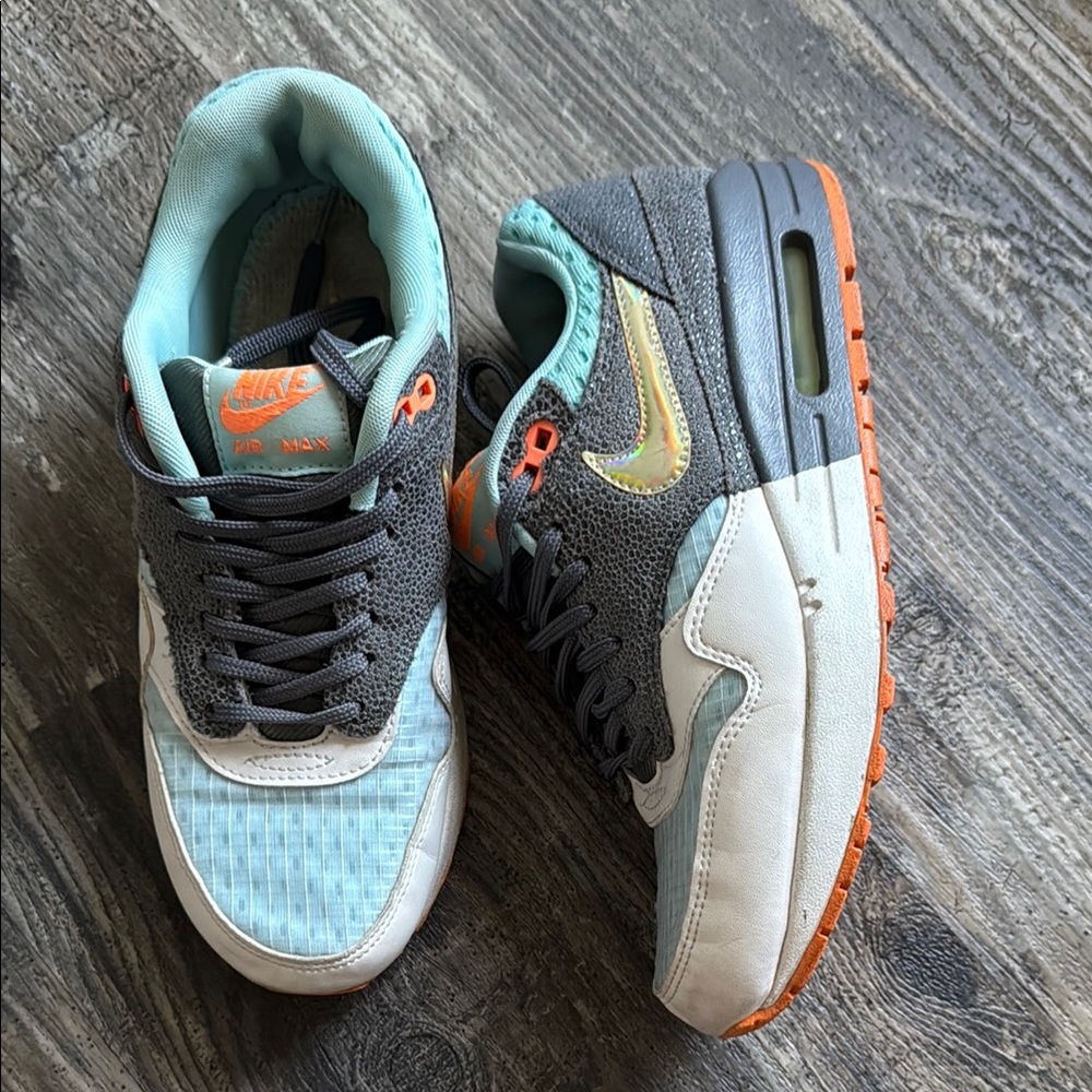 Nike Air Max Sneakers - Gray, Blue, Orange